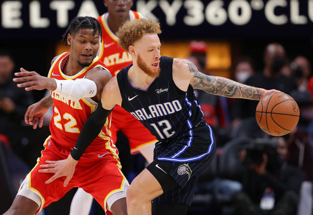 Windy City Bulls acquire Hassani Gravett and first round pick in 3-team&nbsp;trade