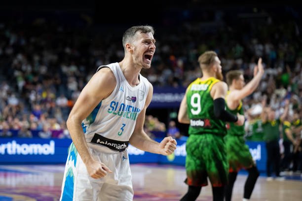 Dragic, Simonovic play well in 2022 EuroBasket&nbsp;openers