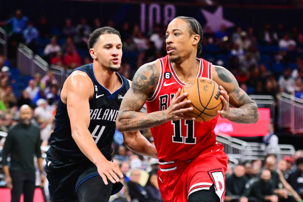 Lavine, DeRozan score 32 points each to help Bulls beat Magic,&nbsp;128-109
