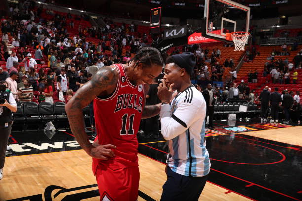 Bulls stop the bleeding with win over Heat,&nbsp;113-103